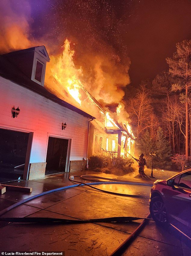 Se revela la causa del incendio de la casa que mató al padre de la estrella de NASCAR Denny Hamlin mientras la investigación finalmente concluye