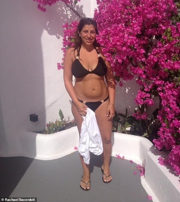 Cómo, a los 46 años, hice que la barriga de mi mamá se viera así: Estos 11 pasos simples me ayudaron a perder 70 libras rápidamente: desde el secreto de mi desayuno hasta la cantidad precisa de agua para beber y la dieta sin esfuerzo que realmente funciona, por RACHAEL SACERDOTI