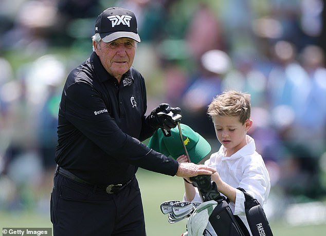 La leyenda del golf Gary Player responde furiosamente a los jefes sofocantes de Augusta después de que se le NEGÓ la oportunidad de jugar en el icónico campo Masters con sus nietos.