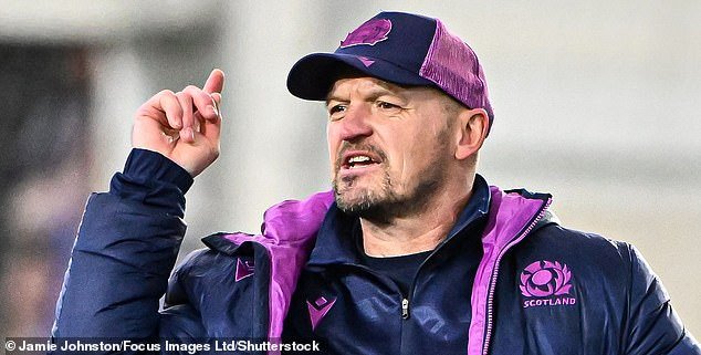 “¿Has discutido el tema de Red Bull con tus jugadores?” preguntó el entrenador de Escocia, Gregor Townsend. “No”, dijo inexpresivamente, seguido de una mirada asesina. Conversación terminada.