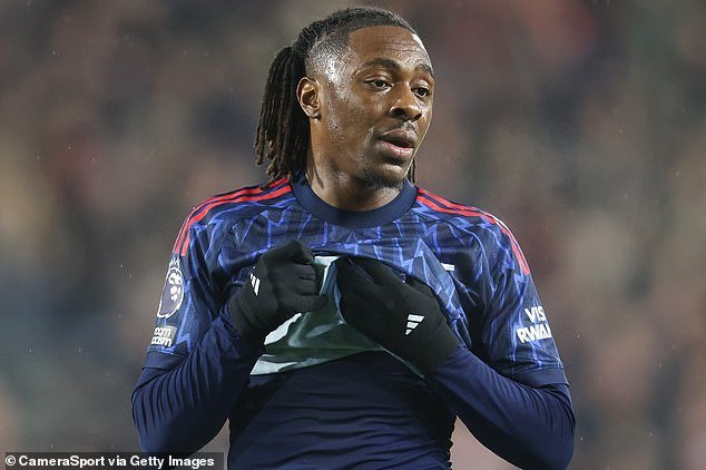 El sueño de Anonymous Eberechi Eze con el Arsenal se ha salido del guión y su confianza se ha visto afectada, escribe MATT BARLOW: su retirada del Brentford es una prueba de que la estrella de £ 60 millones no está cumpliendo sus promesas.