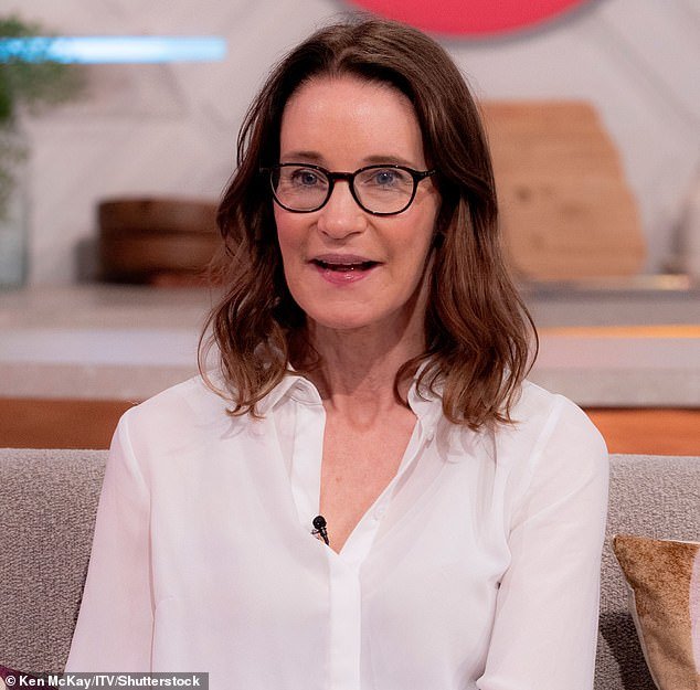 El vocabulario de los niños disminuye a medida que aumenta el tiempo frente a la pantalla, dice Susie Dent