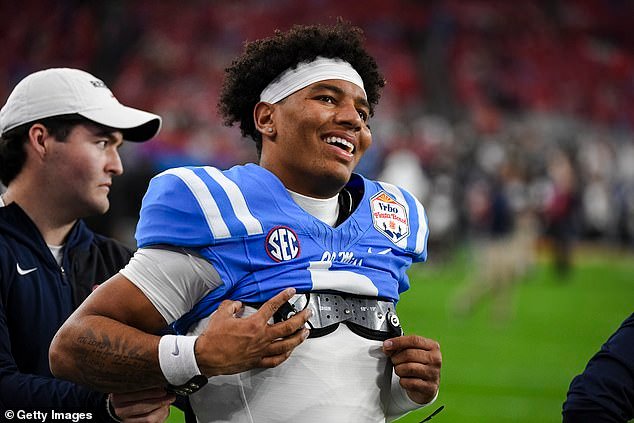 El mariscal de campo de Ole Miss, Trinidad Chambliss, recibió la SEXTA temporada universitaria por juez después de una demanda explosiva de la NCAA