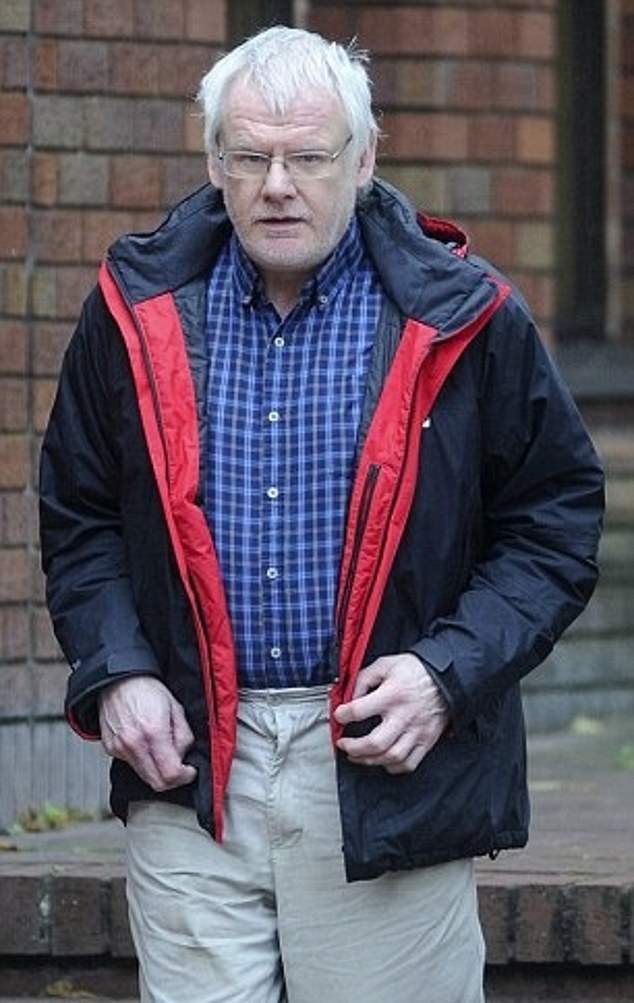 La esposa del abogado culpa a la medicación para el Parkinson por enviarlo a una juerga de sexo y antigüedades valorada en £600.000 que lo llevó a prisión antes de quitarse la vida.