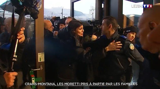 El dueño de la discoteca suiza Inferno se desploma y se desploma tras ser atacado por familiares furiosos que le gritaban “mataste a mi hijo, pagarás por esto”.