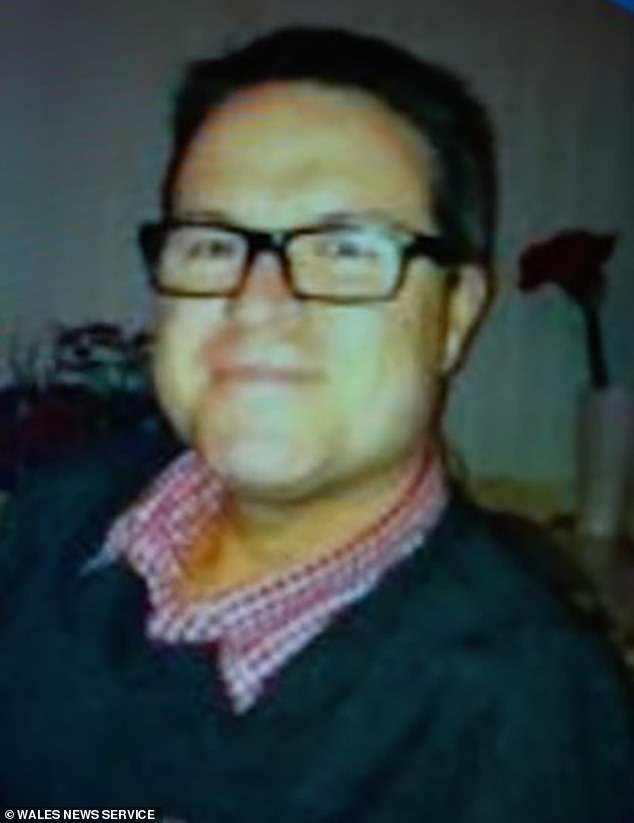 Las mujeres dejadas en agonía por las operaciones ginecológicas del cirujano del NHS reciben una compensación de £600.000