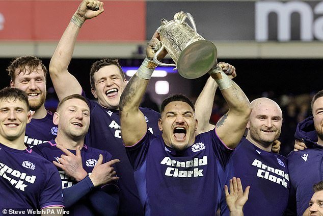 Escocia 31-20 Inglaterra – NOTAS DE LOS JUGADORES: ¿Quién quedó gravemente expuesto por las patadas despiadadas de los anfitriones? ¿Quién disfrutó de uno de sus mejores partidos con Escocia? ¿Y cómo le fue a Maro Itoje después de ser enganchado por Steve Borthwick?