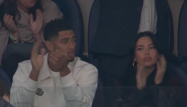 Jude Bellingham lleva a su novia Ashlyn Castro a ver ganar al Real Madrid, Bukayo Saka le compra flores a su prometida Tolami Benson y a Richarlison le lamen la cara. – Cómo celebraron los futbolistas el día de San Valentín