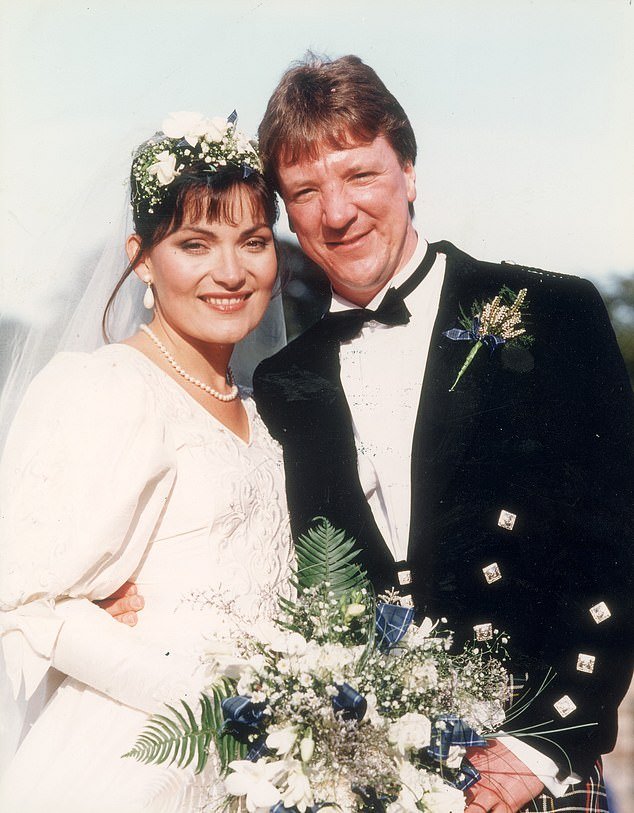 Lorraine Kelly: salté sobre mi futuro marido como un ninja