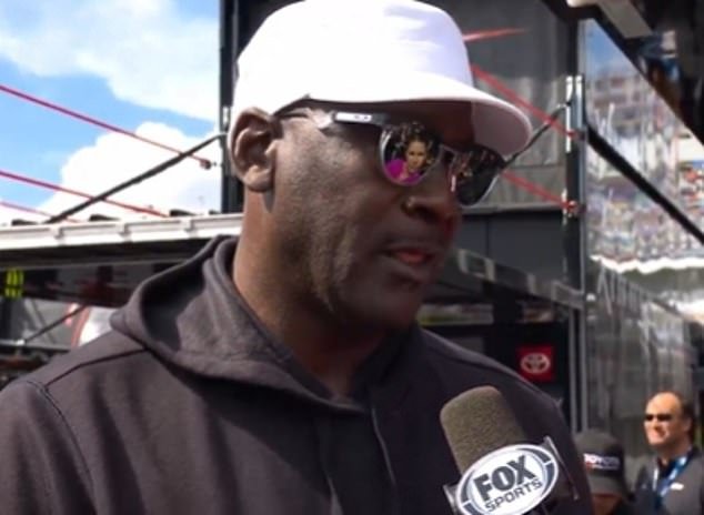Michael Jordan envía un mensaje a NASCAR en una rara entrevista sobre las 500 Millas de Daytona, meses después de una demanda explosiva
