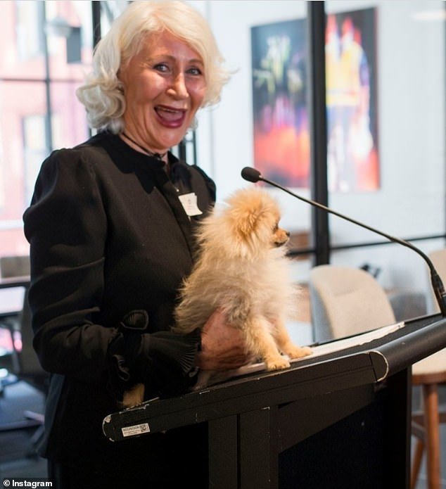 Estalla una guerra feroz en uno de los suburbios más ricos de Australia: “Esta es mi última advertencia”