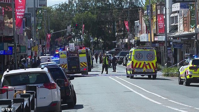 Un ataque de apuñalamiento sacude Merrylands mientras una persona muere y otras dos luchan por su vida