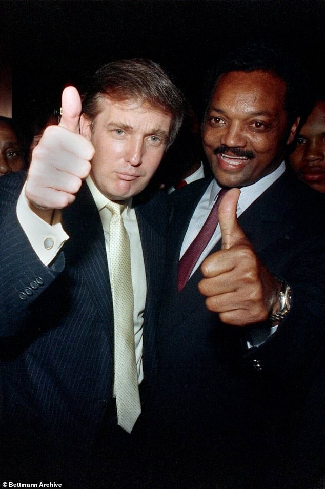 Trump convierte el homenaje a Jesse Jackson en un ataque explosivo contra Obama mientras él niega ser racista