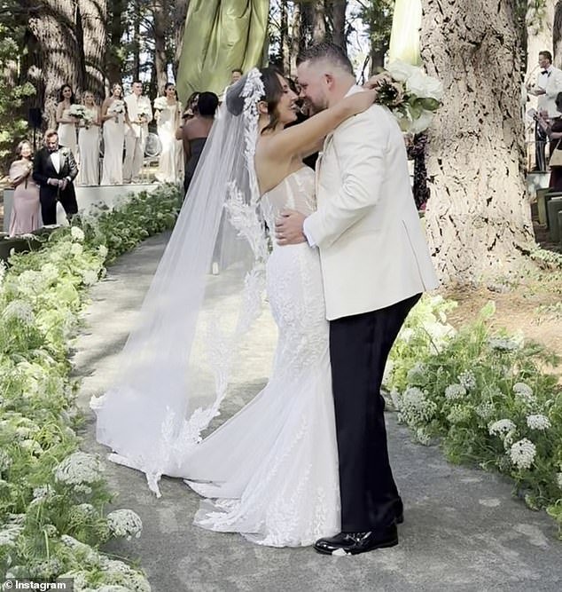 La boda MASIVA y sin gastos de la alta sociedad para el hijo de los gigantes de la hospitalidad corporativa Bruce y Chyka Keebaugh que dejó boquiabiertos a los invitados de Melbourne.