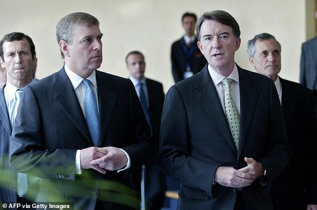 Peter Mandelson “ayudó a Andrew a conseguir el puesto de enviado comercial en contra de los deseos del rey Carlos” al insistir en que Royal estaba “bien calificado” para el puesto.