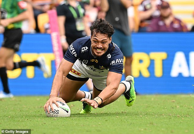 La estrella de State of Origin revela su angustia porque su madre lo abandonó cuando era niño y trató de regresar cuando se convirtió en una estrella de la NRL.