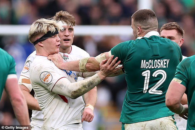 La primera titularidad de Henry Pollock en Inglaterra confirmó su lugar en un equipo que retrocede rápidamente: ser llamativo y atrevido nunca queda bien ante una paliza, escribe OLIVER HOLT