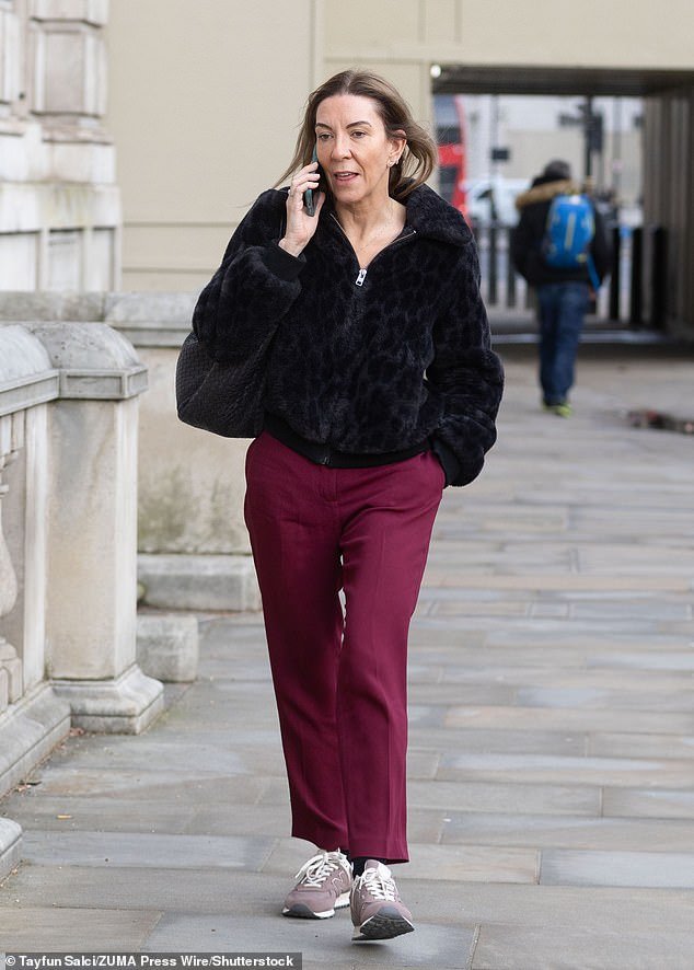 El jefe de ética número 10 ‘ordenó un allanamiento de seguridad’ antes de que ‘se destruyera una copia del informe de intimidación de Antonia Romeo’