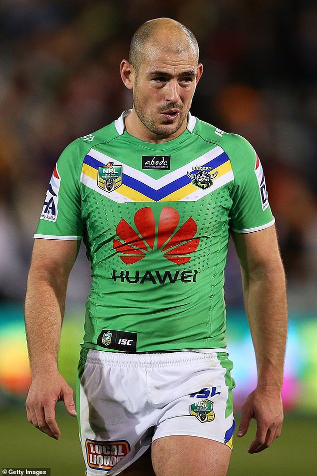 Revelado: La controvertida razón por la que una leyenda del fútbol invitó a salir a una estrella de MAFS