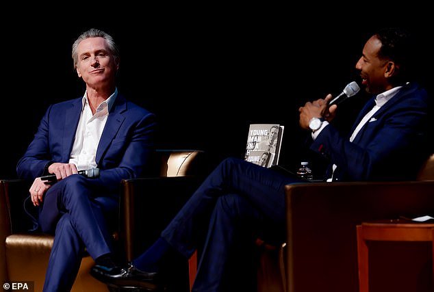 Gavin Newsom provoca una reacción violenta después de intentar cortejar a los votantes negros al afirmar que no sabe leer: “Soy como tú”