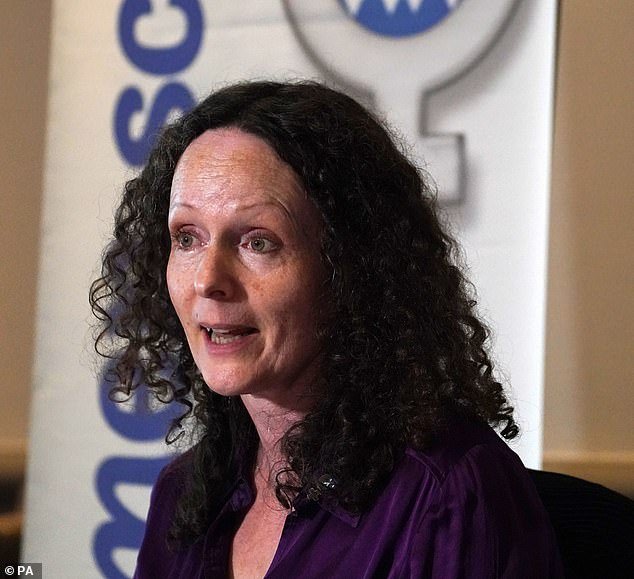 Al personal del NHS se le dice que puede usar los pronombres ‘Xey/Xem’ en el trabajo en una nueva guía, y los colegas que se equivoquen deben disculparse