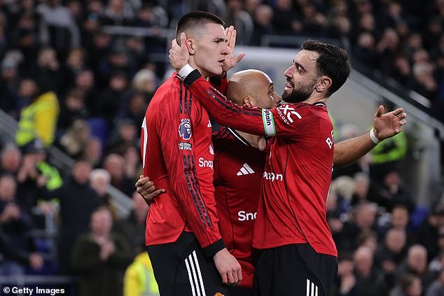 Everton vs Man United CLASIFICACIONES DE LOS JUGADORES: ¿Quién impresionó como el ‘mensajero’ de Michael Carrick? ¿Qué favorito de los Red Devils tuvo la noche libre? ¿Y qué hombre clave ha desaparecido para los Toffees?