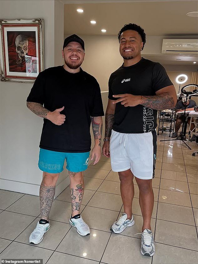 Se supone que son los jugadores más duros de la NRL, pero ahora un tatuador ha revelado las estrellas que no soportan el dolor de hacerse un tatuaje.