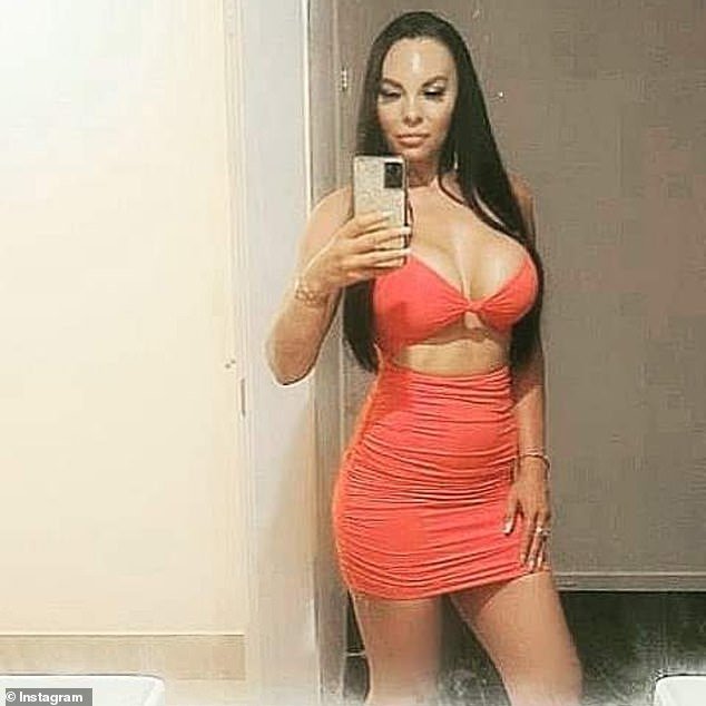 Se identifica a una mujer encontrada muerta en la casa de Bellbird Park, mientras surgen detalles desgarradores y la policía inicia una investigación por asesinato