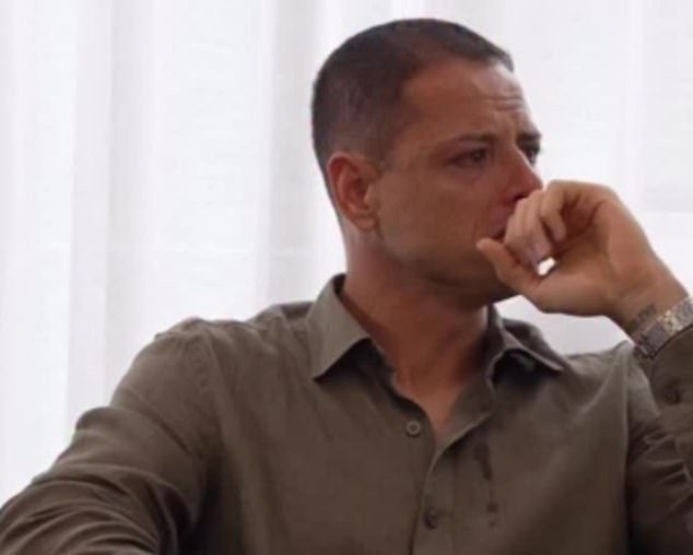 La ex estrella del Manchester United lloró al ver el video del mono Punch, quien se convirtió en una estrella de las redes sociales por recurrir a un orangután de juguete en busca de consuelo después de ser abandonado por su madre.