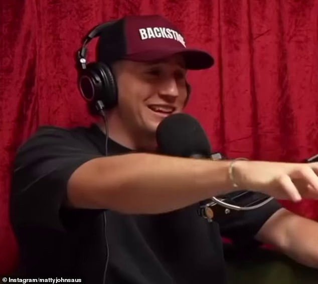 El jugador de fútbol convertido en estrella de los medios Cooper Johns es candidato a un nuevo e innovador concierto televisivo en EE. UU. después de dejar el programa Kyle & Jackie O