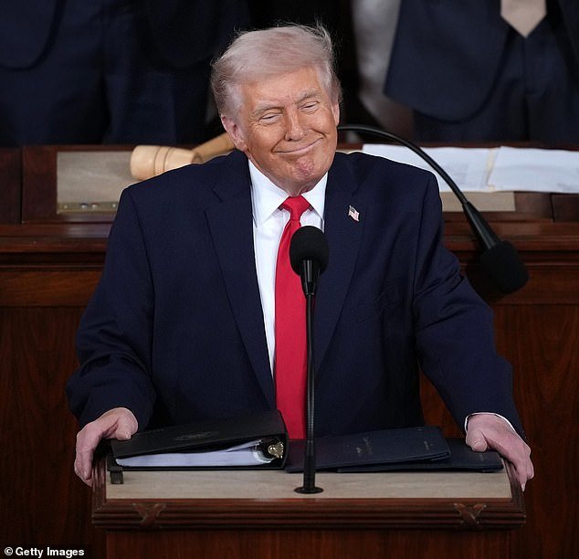 Trump anuncia que el equipo de hockey femenino de Estados Unidos visitará la Casa Blanca tras rechazar la primera invitación