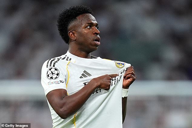 Vinicius Jr ríe el último en el triunfo del Real Madrid en una noche de animosidad, pero el fútbol parecía intrascendente y el enfoque egoísta de José Mourinho no ayudó, escribe DOMINIC KING