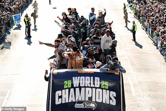Los Seahawks, campeones del Super Bowl, revelan su posición en el viaje a la Casa Blanca después del furor del hockey del equipo de EE. UU.