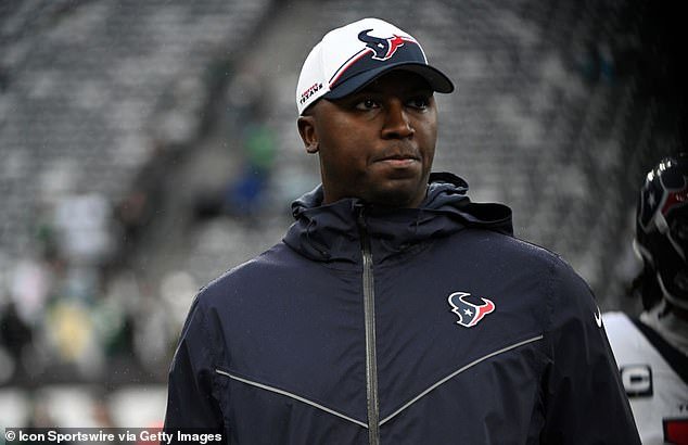 Houston Texans liberan al entrenador en impactante movimiento fuera de temporada