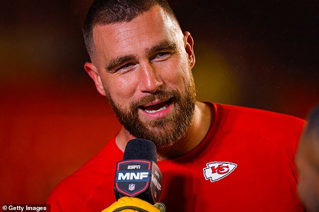 Travis Kelce ‘está siendo considerado por Amazon Prime como el reemplazo de $15 millones por año de Kirk Herbstreit en una reestructuración salvaje de la NFL’ si decide retirarse de los Chiefs
