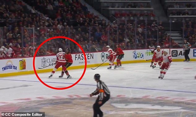 La estrella del hockey estadounidense quedó ensangrentada por su rival en un brutal incidente horas después de criticar a la Casa Blanca y a Trump por un video de inteligencia artificial.