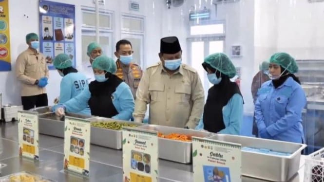 Es la felicidad de un padre que le da las gracias a su hijo.