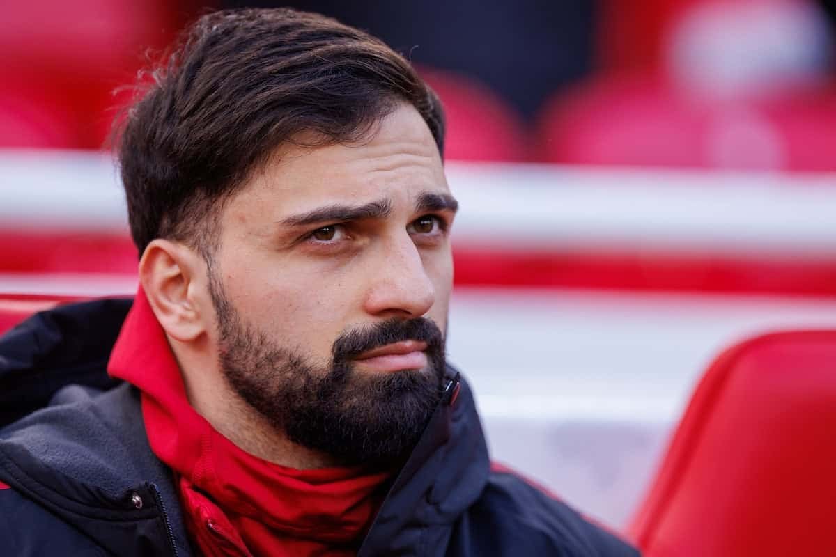 Slot explica por qué empezó Alisson