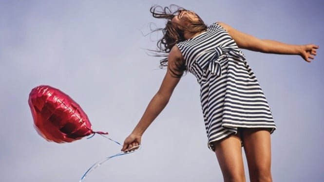 La ley sobre la celebración del Día de San Valentín en el Islam es la advertencia de Ustaz Abdul Somad