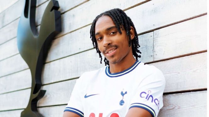 Perfil de Djed Spence, el primer jugador musulmán de la selección de Inglaterra