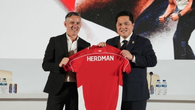 Tres continentes presentes en Yakarta, el portero suplente del Ajax decepcionado por el juego de Maarten Paes