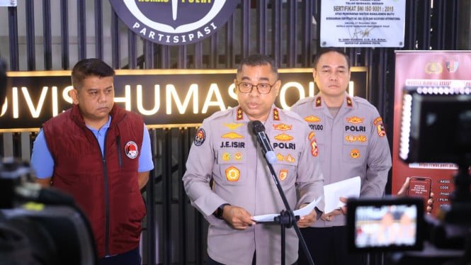 Figura E, Traficante de drogas en el caso del ex jefe de policía de Bima, AKBP Didik Putra Kuncoro, perseguido