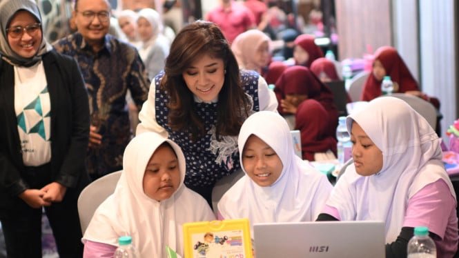 Puede garantizar una carrera, Meutya Hafid advierte a las jóvenes que no les falte técnica.