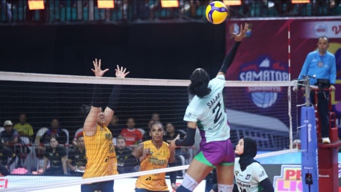 Cuatro equipos luchan por dos entradas, Bandung BJB amenazado