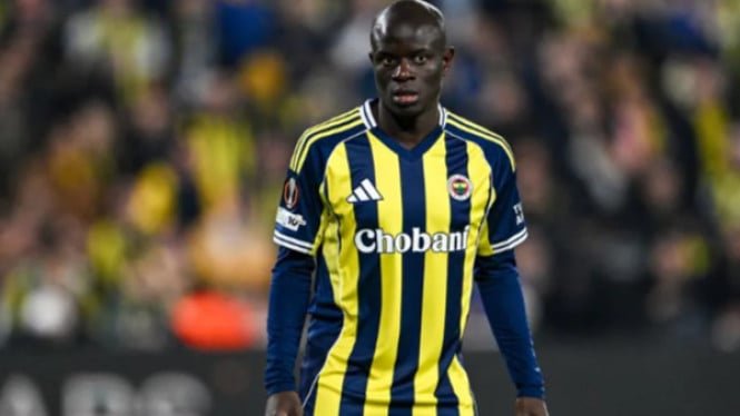 ¡El lujoso equipo Fenerbahce destruido! N’Golo Kante y Ederson perdieron 0-3 ante el Nottingham Forest
