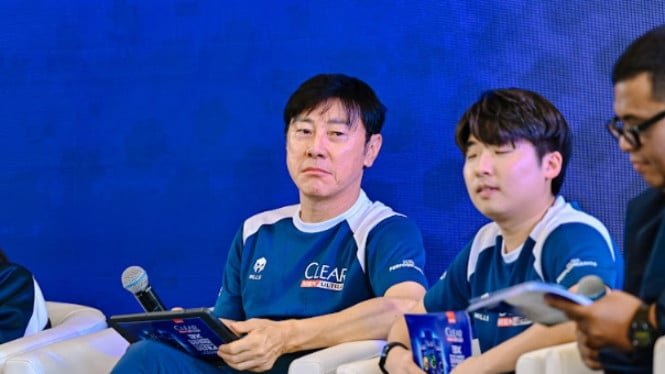 Shin Tae-yong habla sobre el futuro de la selección de Indonesia de la mano de John Herdman