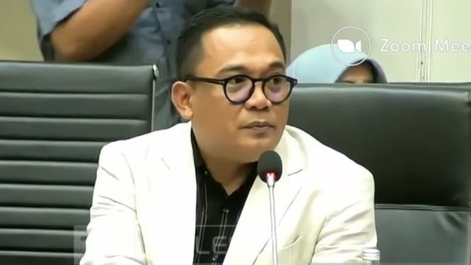 Importación de 105.000 furgonetas indias para contrastar el Kopdes rojo y blanco con el compromiso de Prabowo