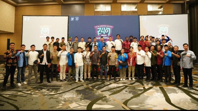 Al romper el ayuno con los estudiantes del OKP, el jefe de la policía regional de Sumatra del Sur aborda la sinergia en el mantenimiento de la seguridad y el orden