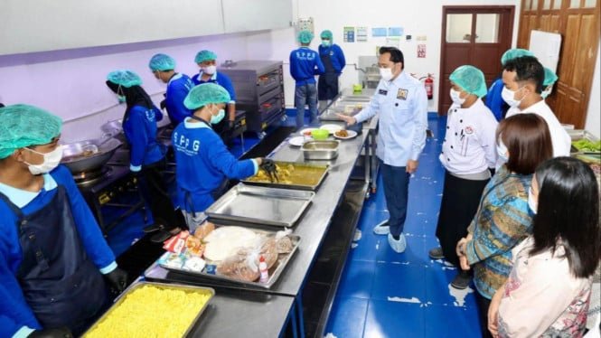 Al revisar el SPPG Maospati, Ibas fomenta el fortalecimiento de la calidad y la gobernanza del programa MBG