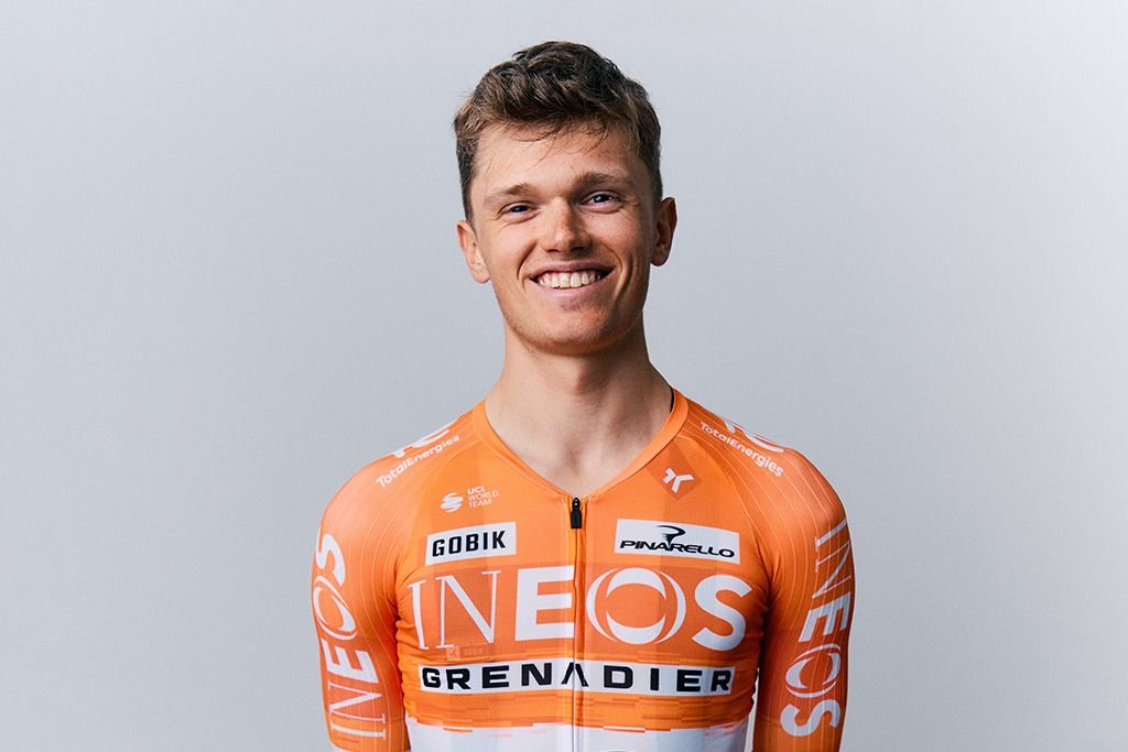 “No siento ninguna presión para actuar de inmediato” – Oscar Onley comienza a “comprender” al Ineos Grenadiers en la Volta al Algarve con el Tour de Francia como objetivo claro